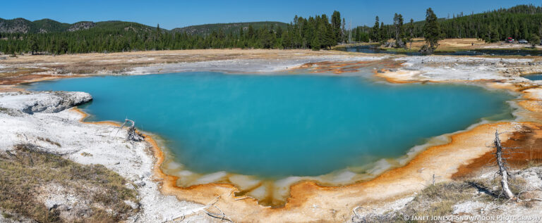 Black Diamond Pool's Extraordinary Eruption