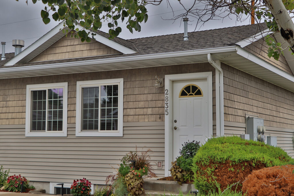 End Unit in a Cody Townhome