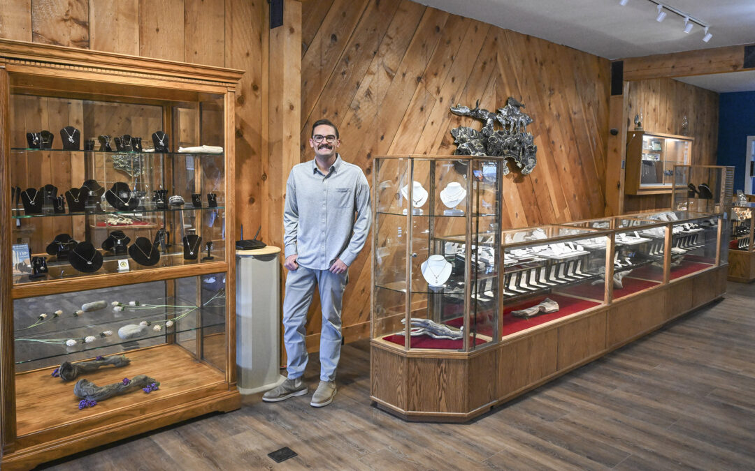 Cody Jewelers Open Again After Flood