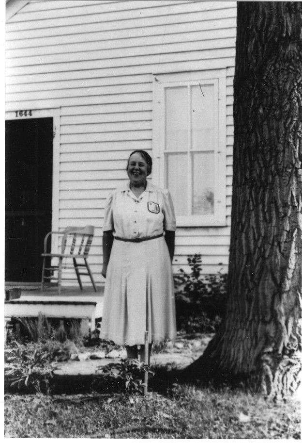 One of the first chambers leaving the great room in Spirit Mountain Cave 