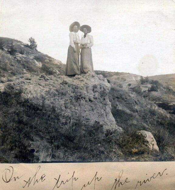 Jessie Hitchcock, Bessie Hitchcock, Women of the West