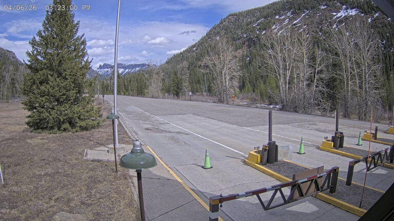 Entrance to Yellowstone